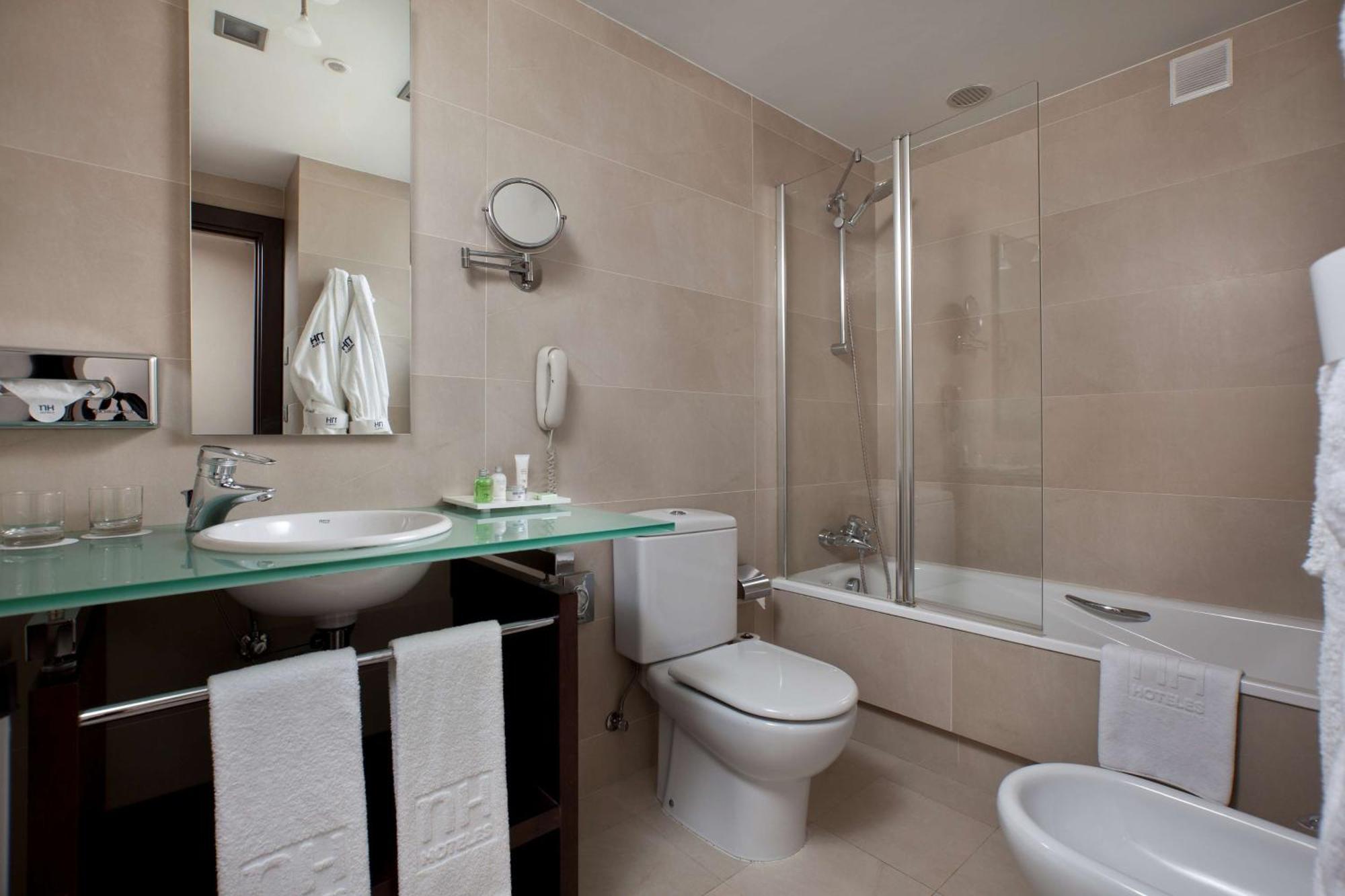 Standard Double or Twin Room,1729989332:JPEG